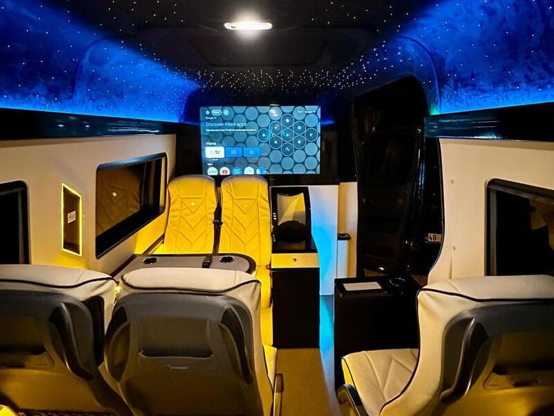 Mercedes Sprinter 11 to 14 photo 2